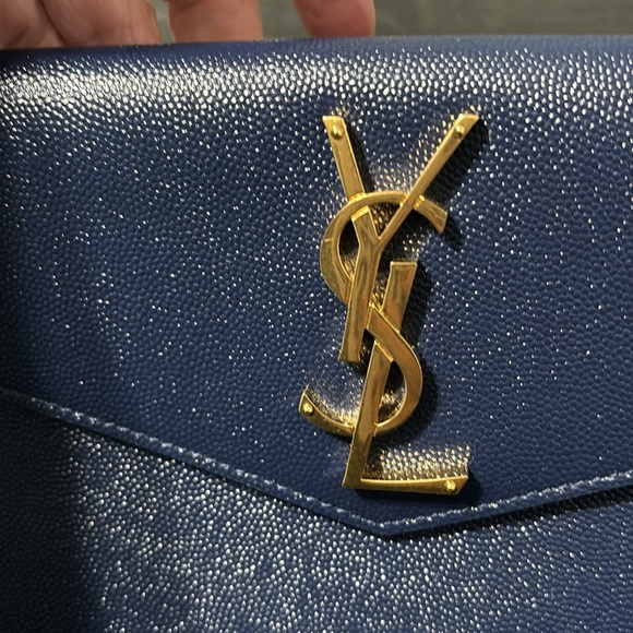 Authentic Like New Yves Saint Laurent Uptown Leather Envelope Pouch Clutch - Picture 3 of 14